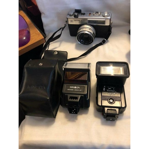 Yashica Other - Yashica MG-1 Rangefinder Film Camera Body w/45mm f2.8 Lens Vivitar Flash PARTS